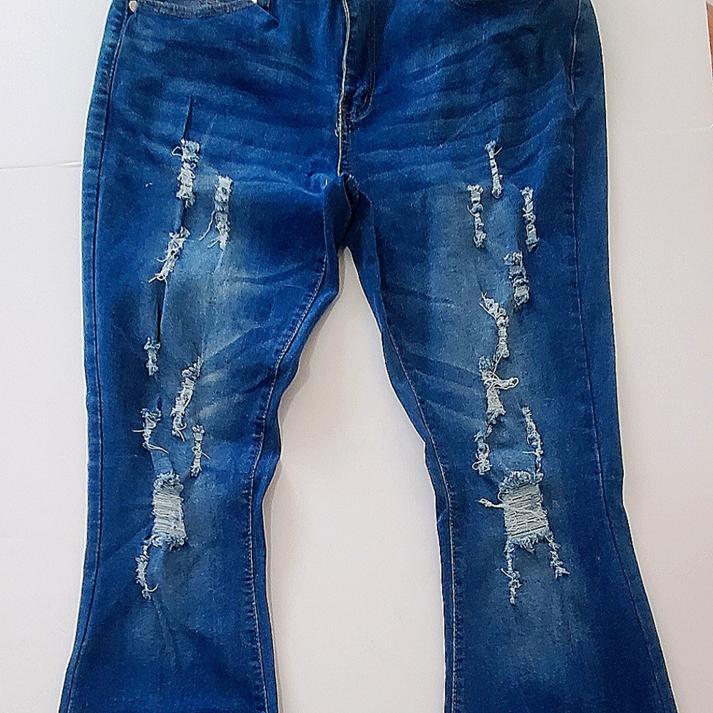 Celebrity Ace Bell 🔔 Bottom Jeans 👖